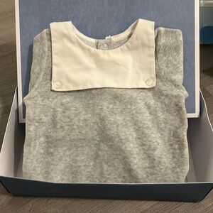 Adorable unisex Jacadi velour footie with with attached white bib